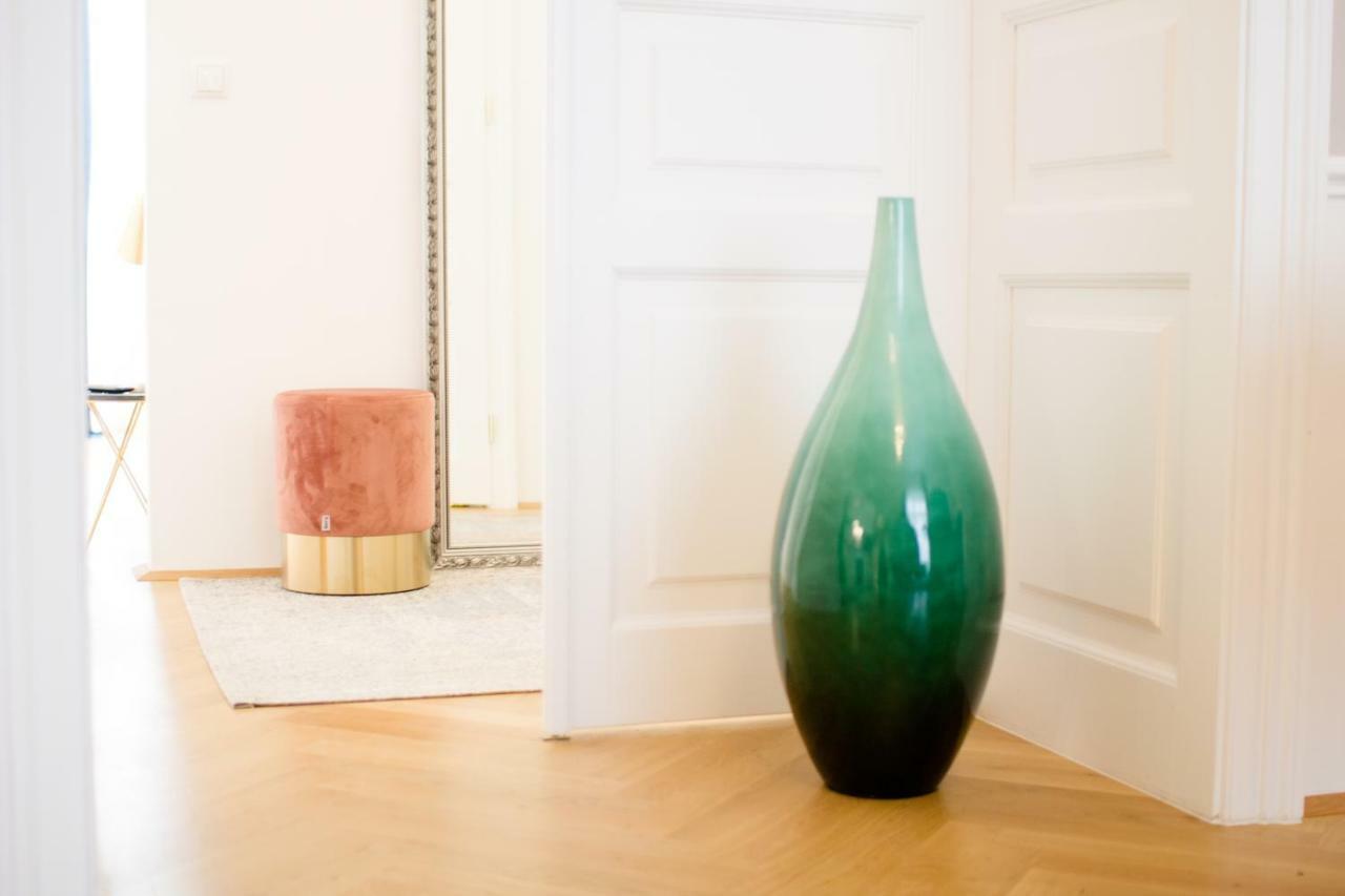 Studio Apartments Naschmarkt - Mai'S Apartments فيينا المظهر الخارجي الصورة