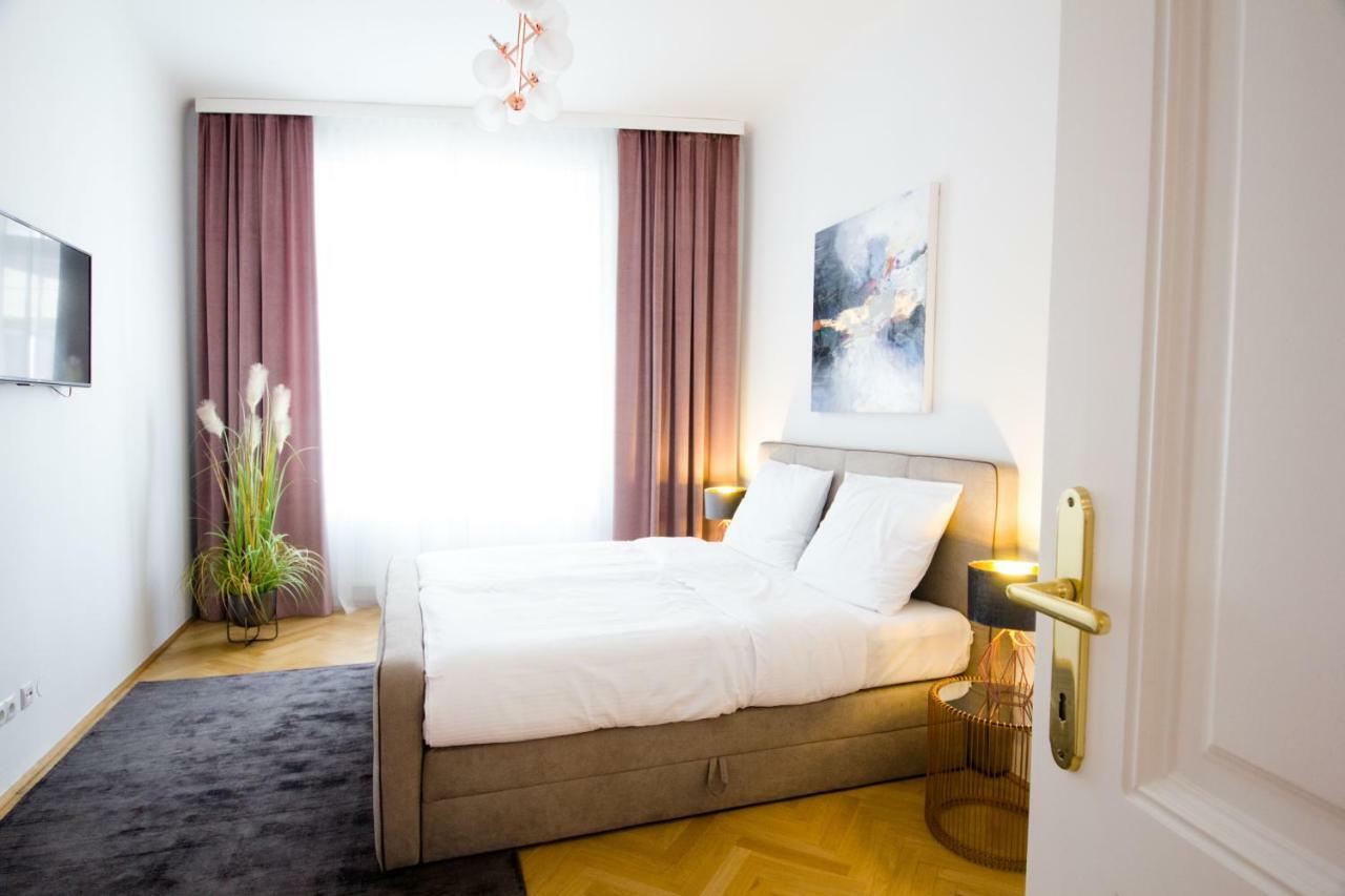 Studio Apartments Naschmarkt - Mai'S Apartments فيينا المظهر الخارجي الصورة